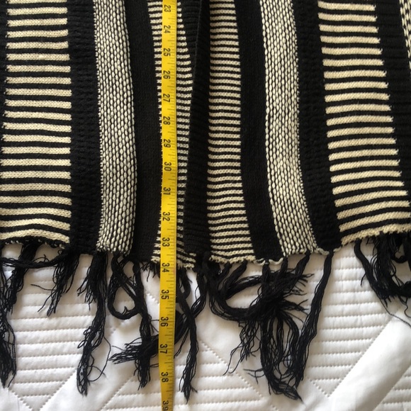 Do everything for love| Kimono shawl sweater| Women’s|. OSFM Black Cream Bo ho - Picture 11 of 11